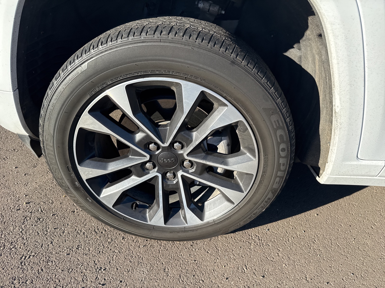 used 2023 Jeep Grand Cherokee L car, priced at $37,998