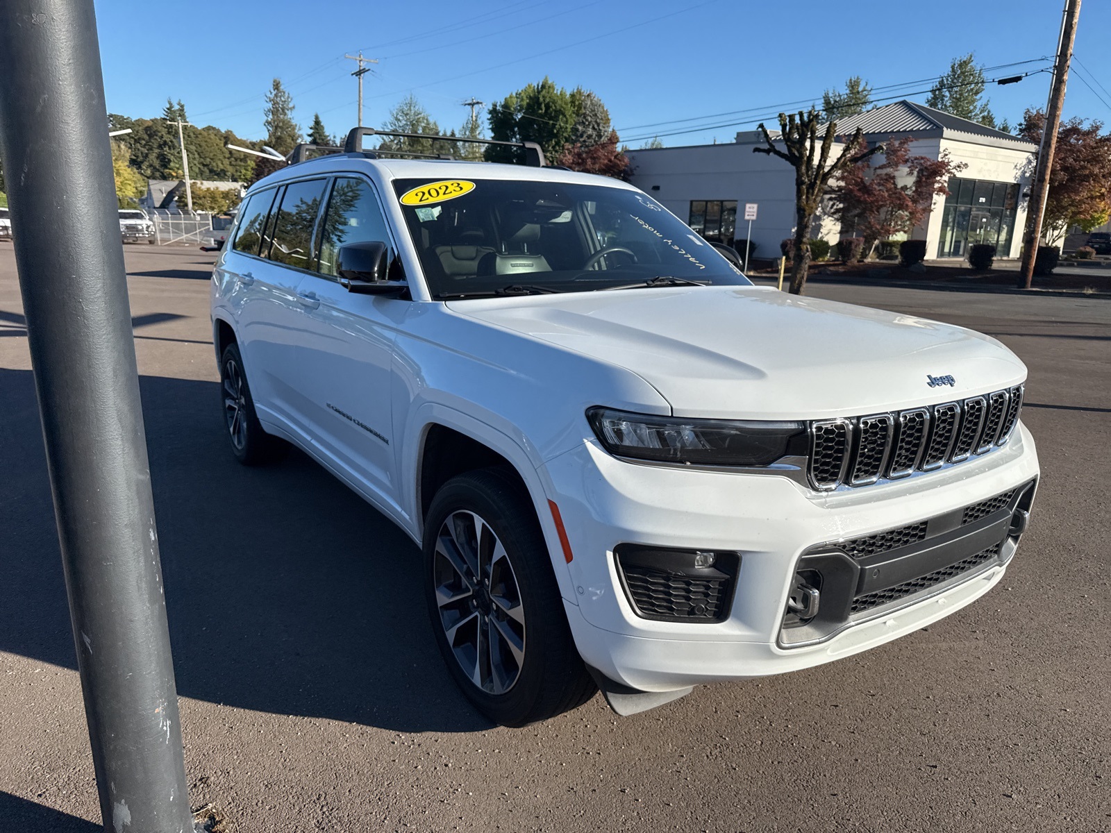 used 2023 Jeep Grand Cherokee L car, priced at $37,998