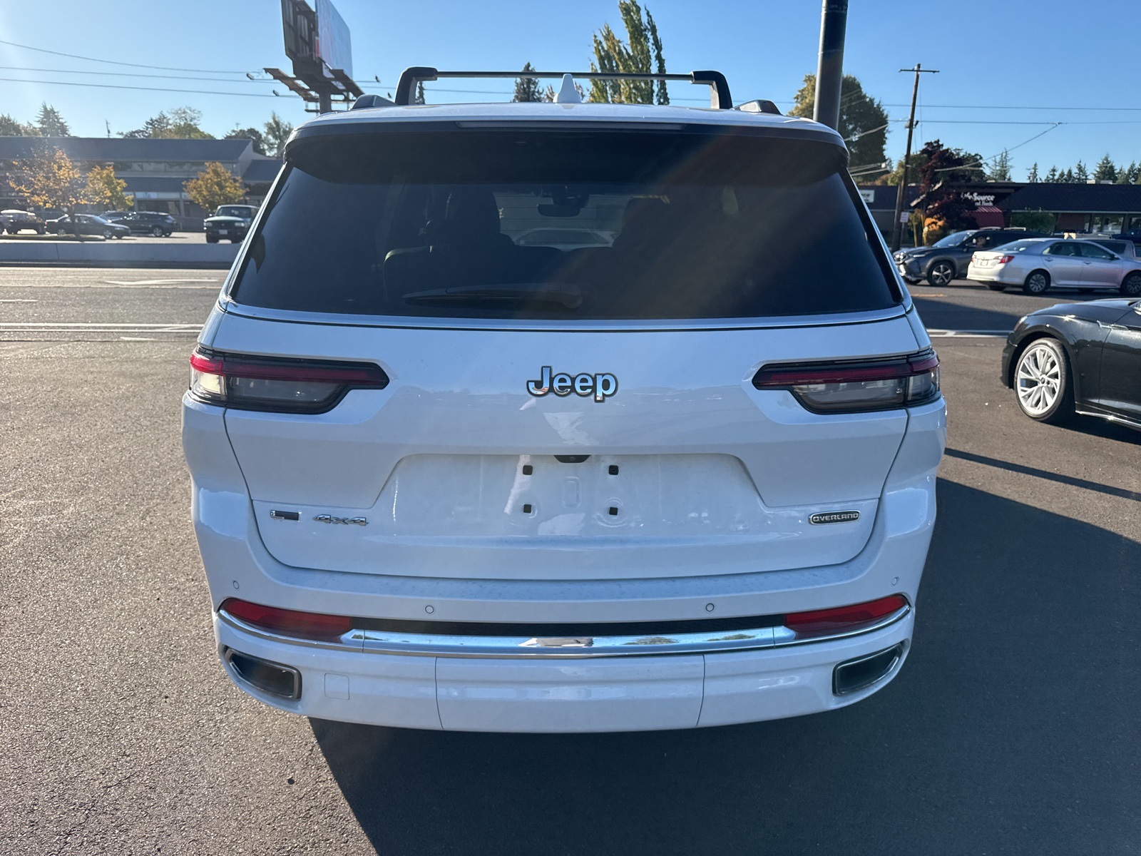 used 2023 Jeep Grand Cherokee L car, priced at $37,998