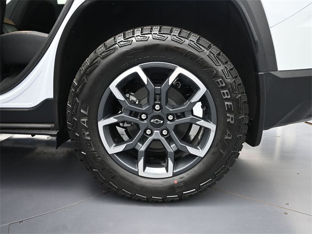 new 2026 Chevrolet Equinox car, priced at $37,997