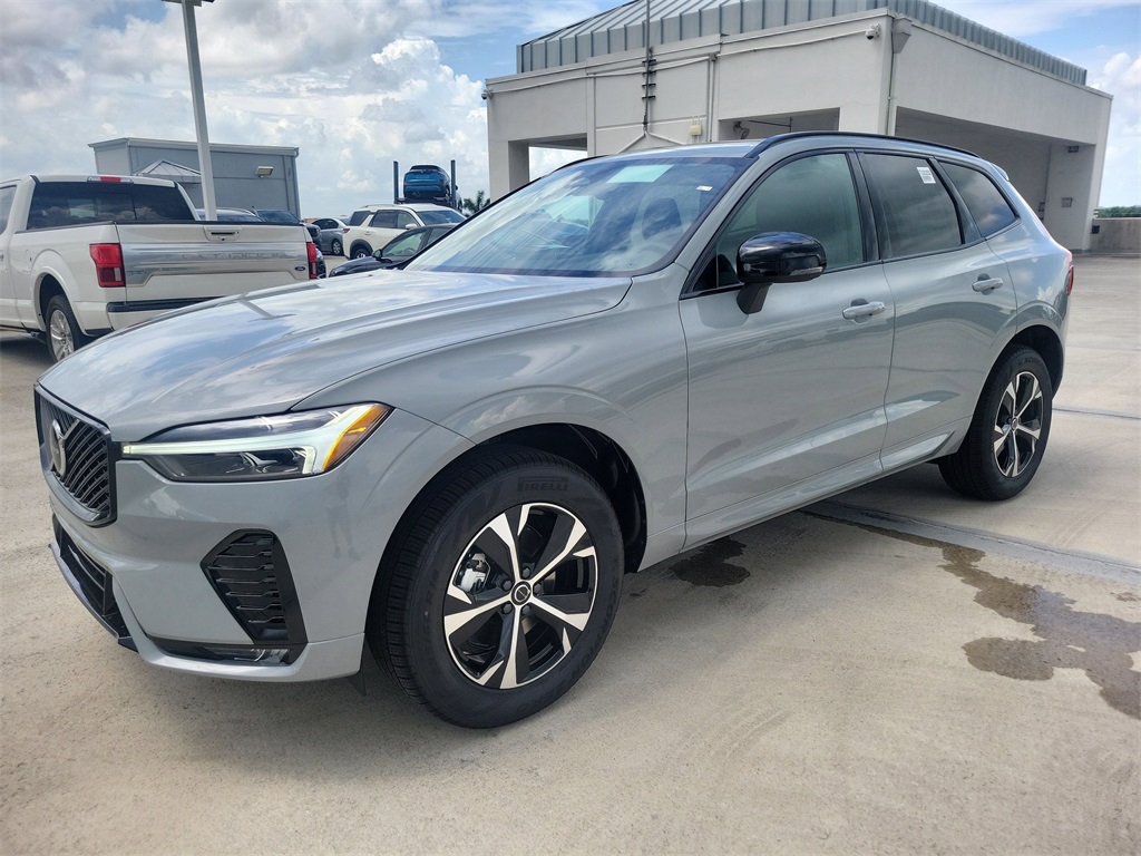 new 2026 Volvo XC60 car, priced at $48,865