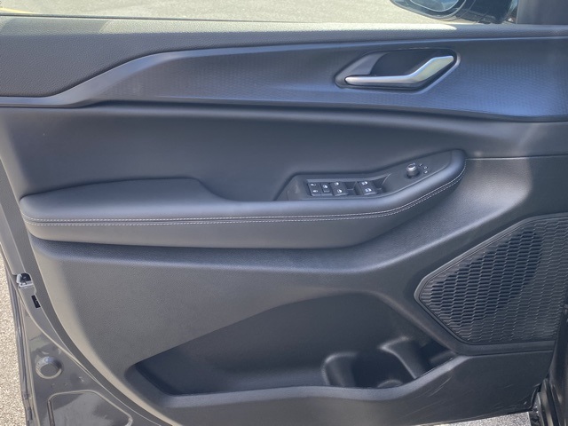 new 2025 Jeep Grand Cherokee car, priced at $39,795