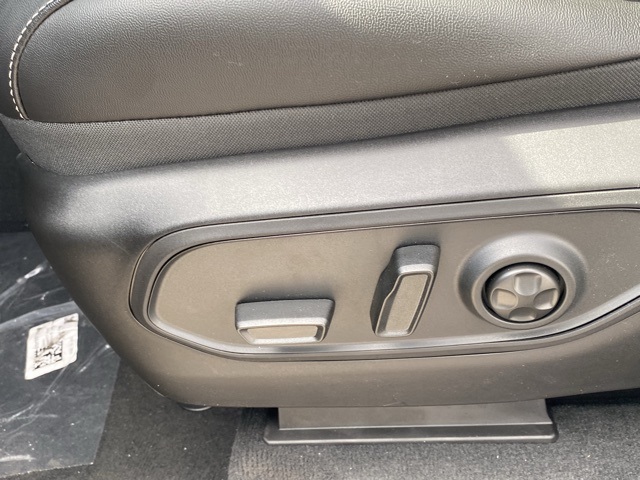 new 2025 Jeep Grand Cherokee car, priced at $39,795