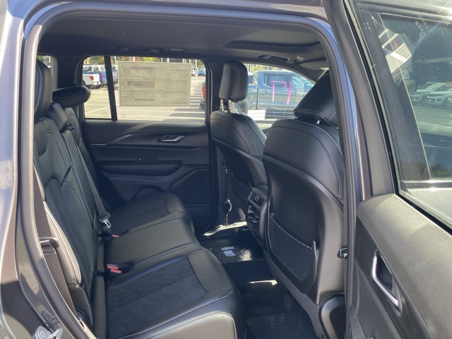 new 2025 Jeep Grand Cherokee car, priced at $39,795