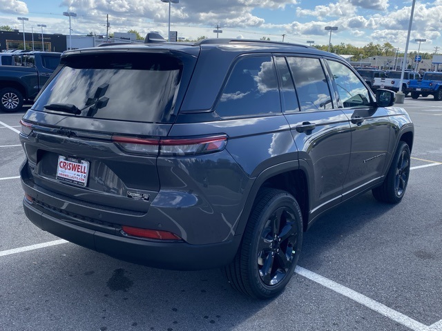 new 2025 Jeep Grand Cherokee car, priced at $39,795