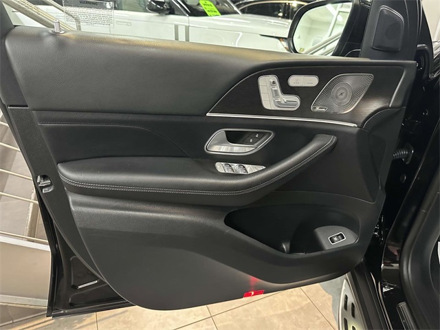 used 2022 Mercedes-Benz GLE car, priced at $48,991