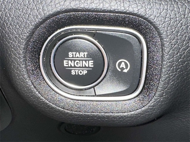 used 2022 Mercedes-Benz GLE car, priced at $48,991