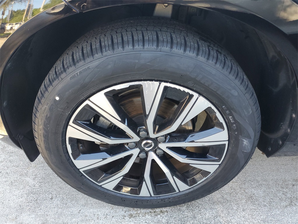 used 2023 Volvo XC60 car, priced at $30,885