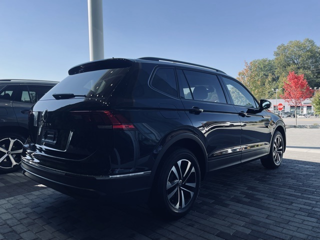 used 2022 Volkswagen Tiguan car, priced at $19,900