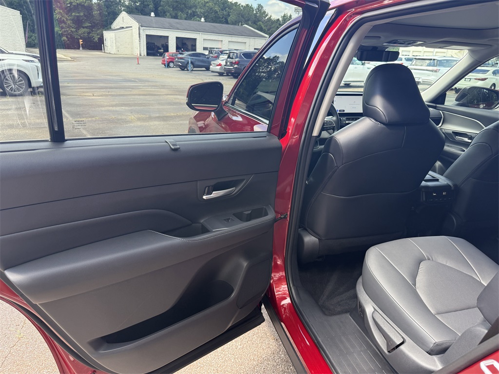 used 2024 Toyota Grand Highlander car, priced at $43,598