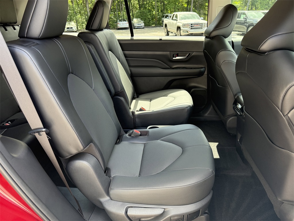 used 2024 Toyota Grand Highlander car, priced at $43,598