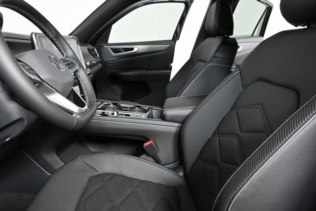new 2025 Volkswagen Atlas Cross Sport car, priced at $45,734