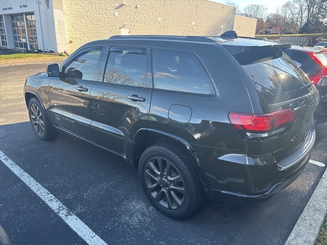 used 2016 Jeep Grand Cherokee car, priced at $18,707