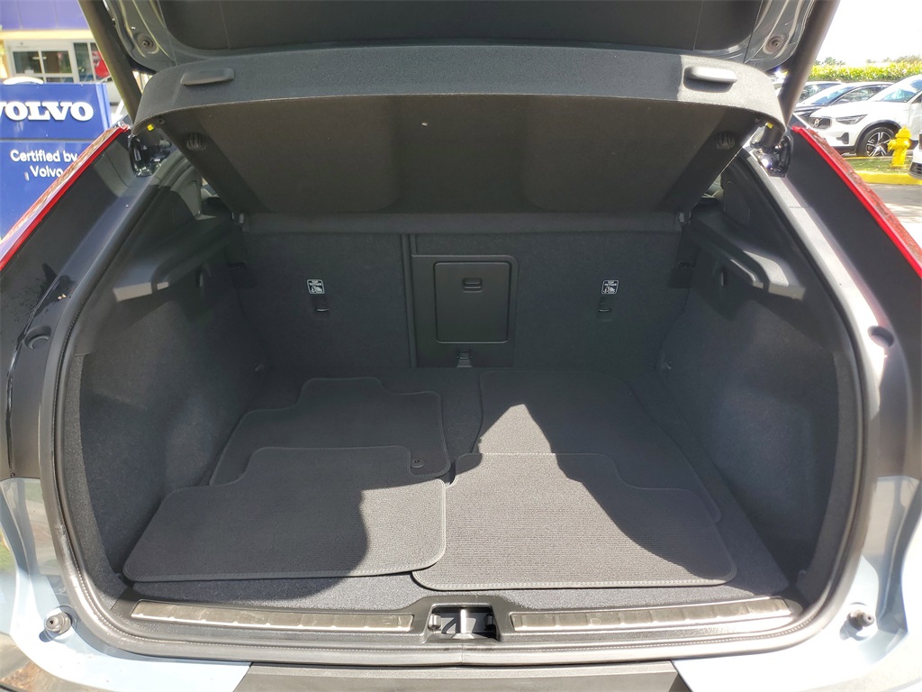used 2023 Volvo C40 Recharge Pure Electric car, priced at $29,995