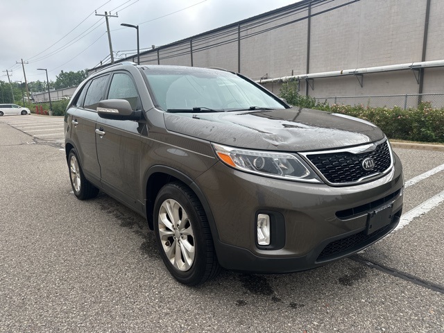 used 2014 Kia Sorento car, priced at $6,459