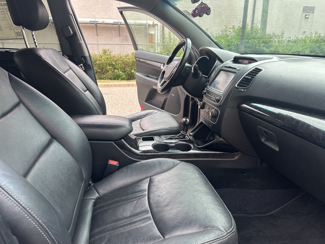 used 2014 Kia Sorento car, priced at $6,459