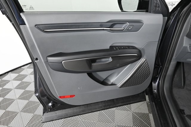 new 2026 Kia EV9 car, priced at $55,370