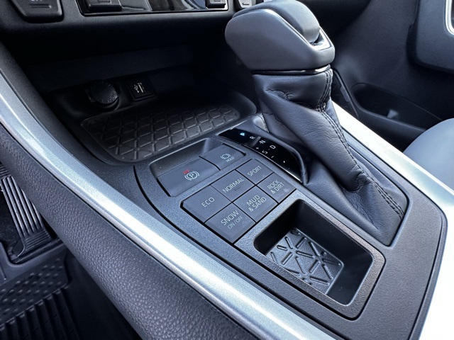 new 2025 Toyota RAV4 car