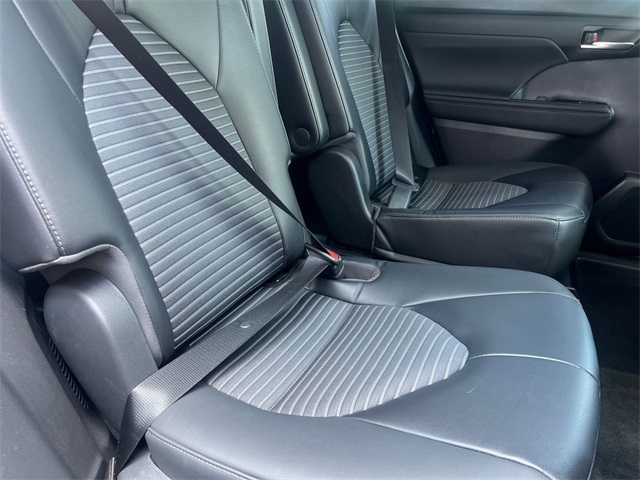 used 2023 Toyota Highlander car, priced at $40,911
