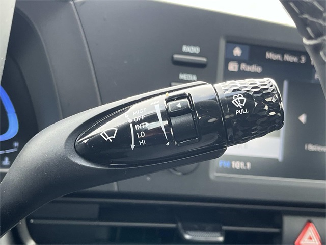 new 2025 Hyundai Elantra car, priced at $22,465