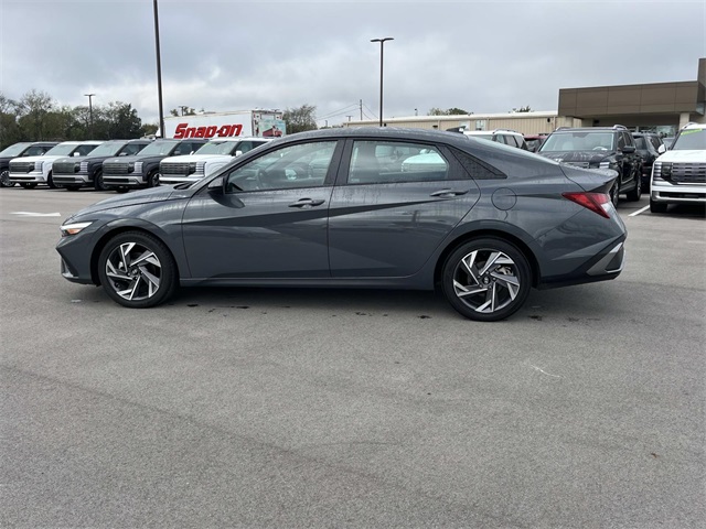new 2025 Hyundai Elantra car, priced at $22,465