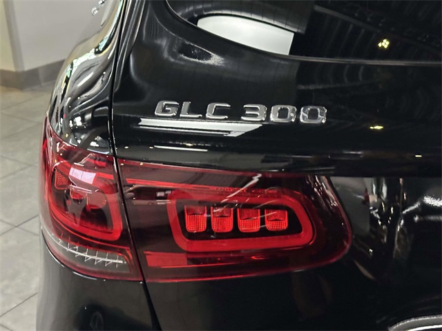 used 2022 Mercedes-Benz GLC car, priced at $37,991