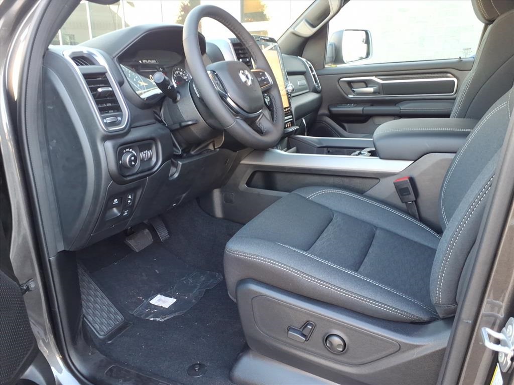 new 2025 Ram 1500 car, priced at $61,465