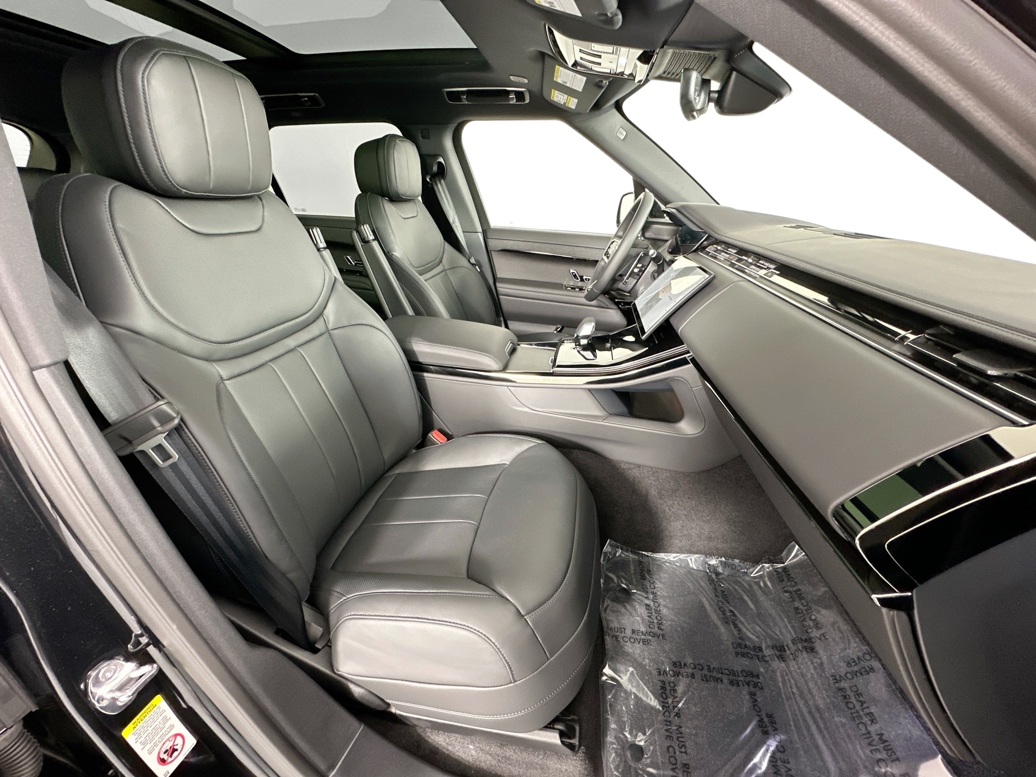 new 2025 Land Rover Range Rover Sport car, priced at $104,785