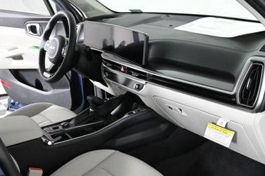 new 2025 Kia Sorento car, priced at $35,461