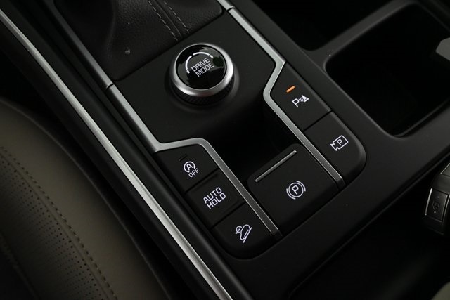 new 2025 Kia Sorento car, priced at $35,461