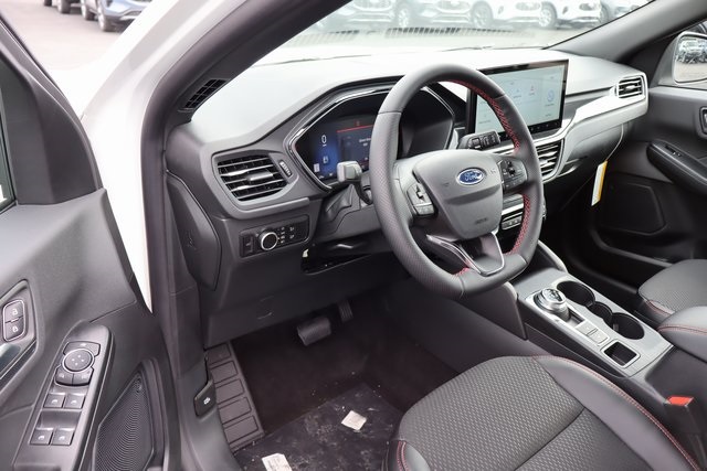 new 2025 Ford Escape car, priced at $32,331