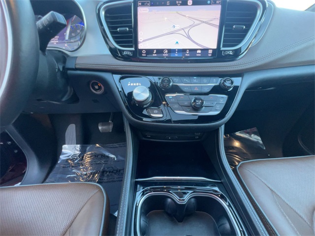 used 2021 Chrysler Pacifica car, priced at $24,811