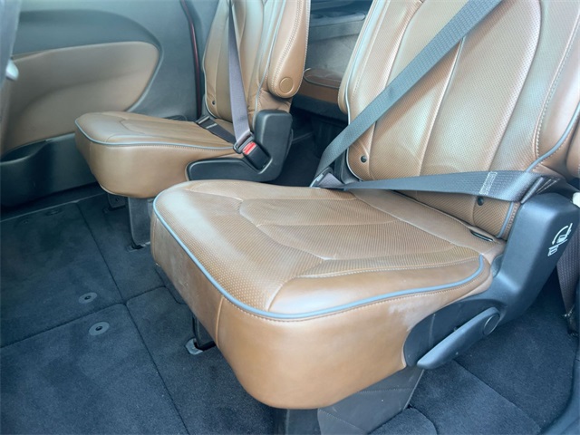 used 2021 Chrysler Pacifica car, priced at $24,811