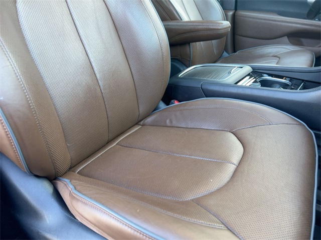 used 2021 Chrysler Pacifica car, priced at $24,811