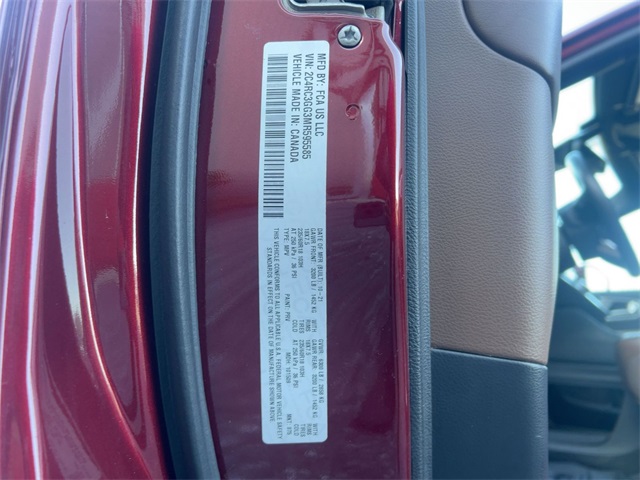 used 2021 Chrysler Pacifica car, priced at $24,811