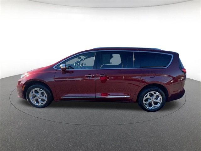 used 2021 Chrysler Pacifica car, priced at $24,811