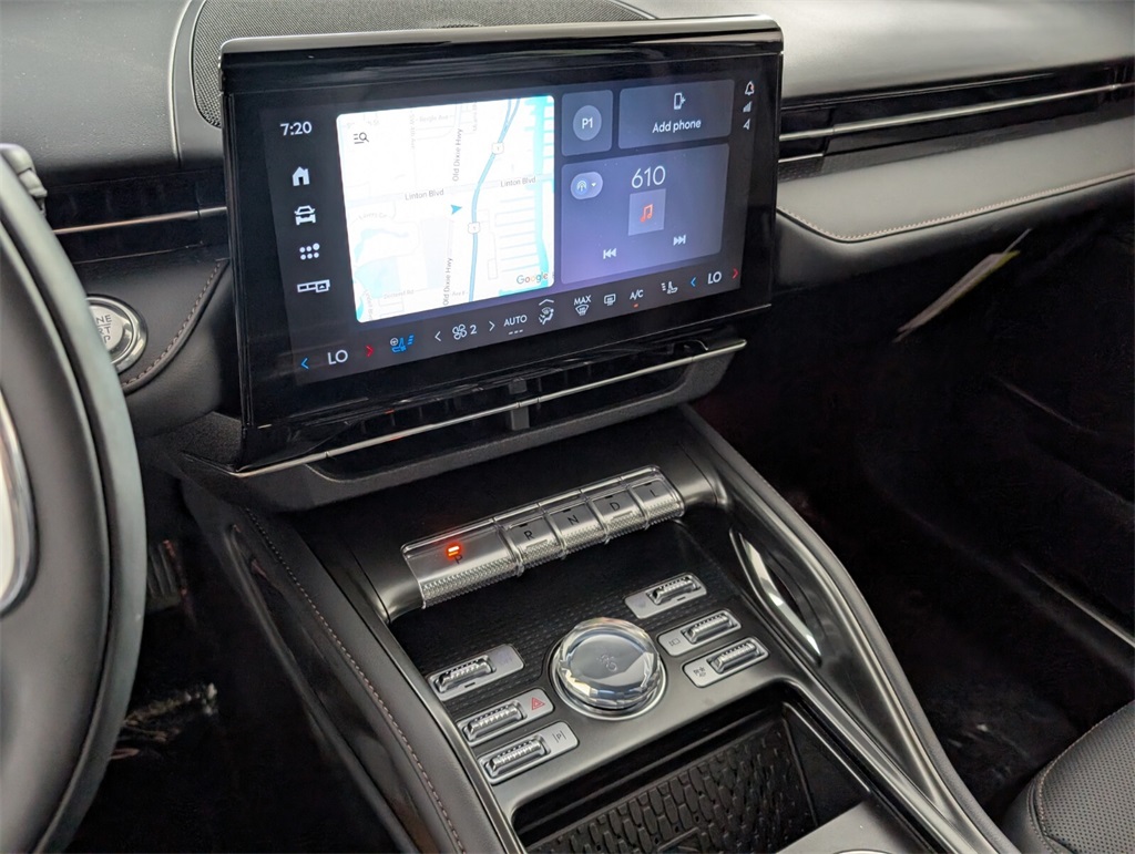 new 2025 Lincoln Nautilus car, priced at $57,859