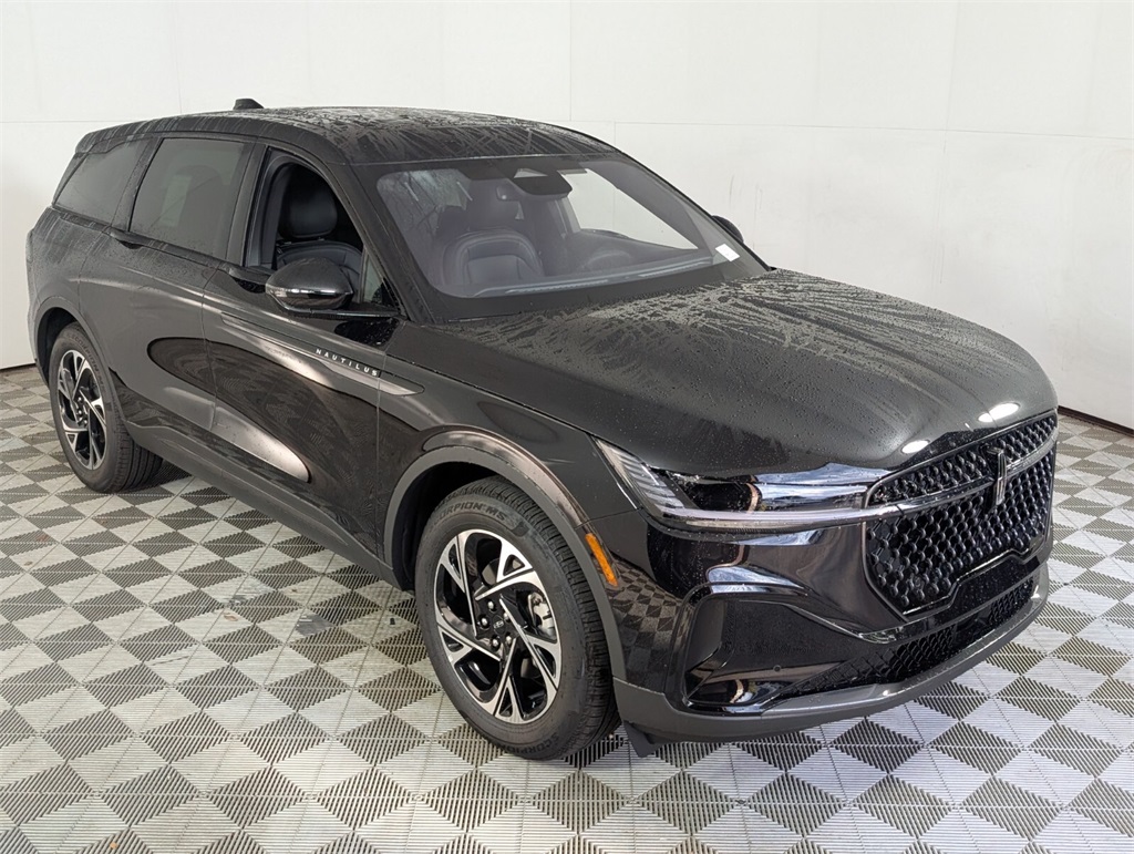 new 2025 Lincoln Nautilus car, priced at $57,859