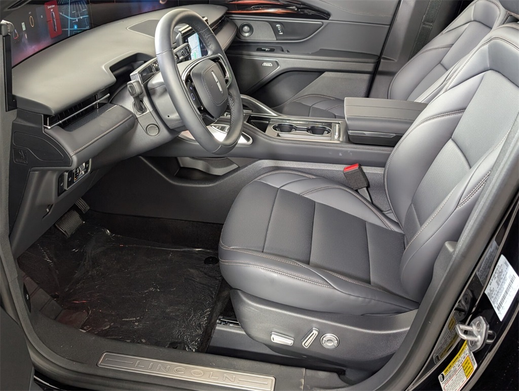 new 2025 Lincoln Nautilus car, priced at $57,859