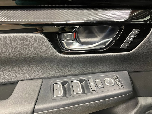 new 2026 Honda CR-V Hybrid car, priced at $43,700