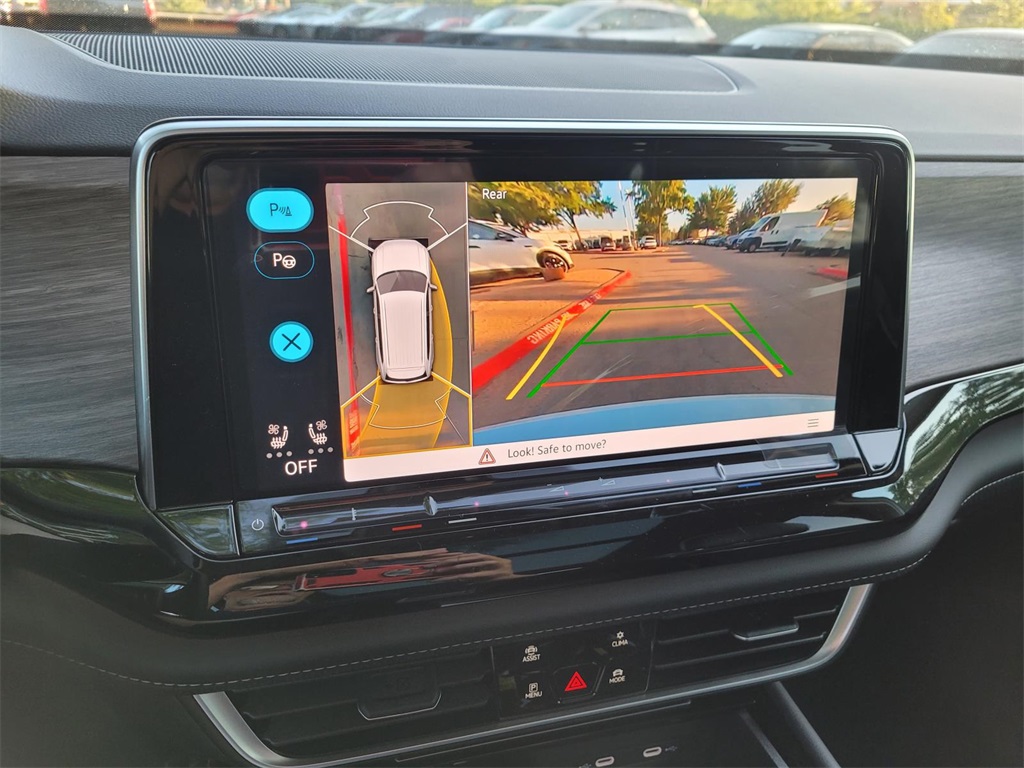 new 2025 Volkswagen Atlas car, priced at $50,446