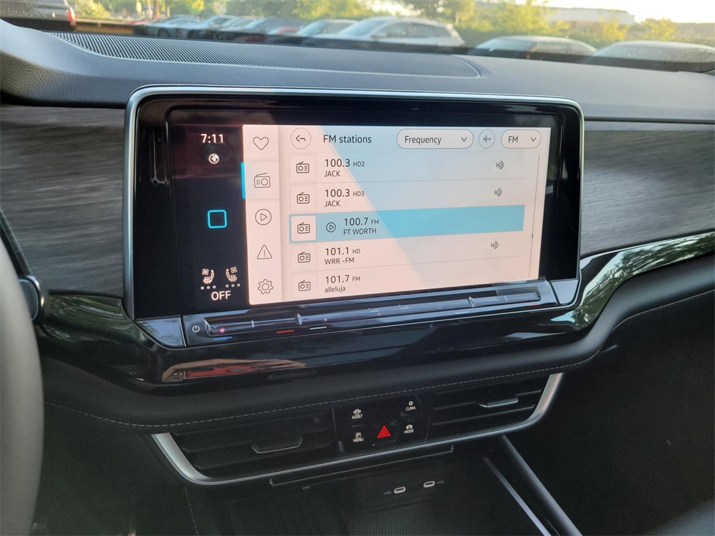new 2025 Volkswagen Atlas car, priced at $50,446