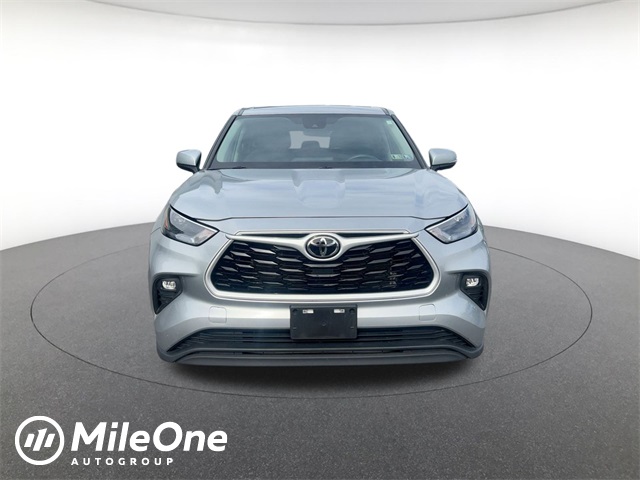 used 2024 Toyota Highlander car, priced at $30,911