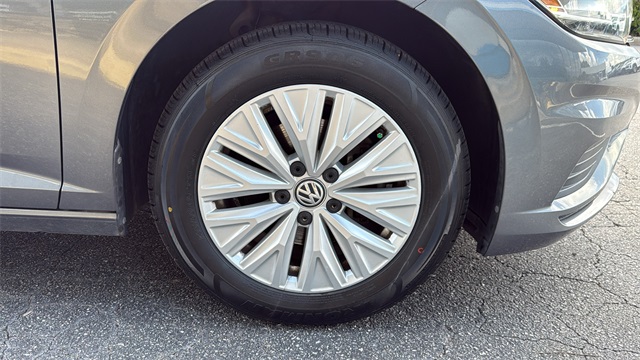 used 2019 Volkswagen Jetta car, priced at $13,594