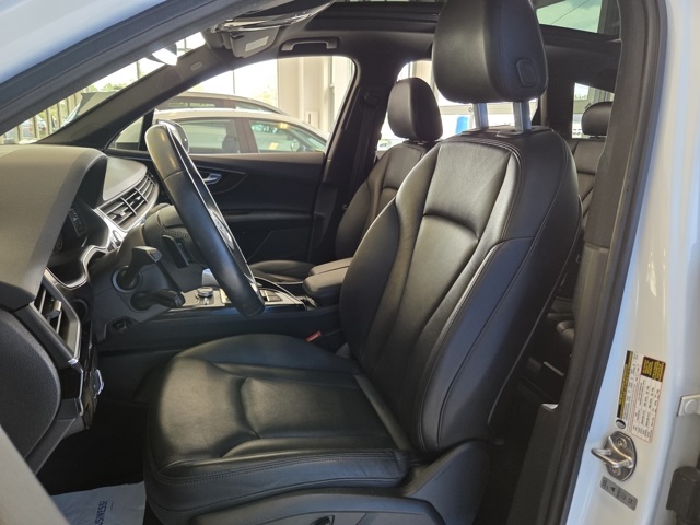used 2019 Audi Q7 car, priced at $17,877