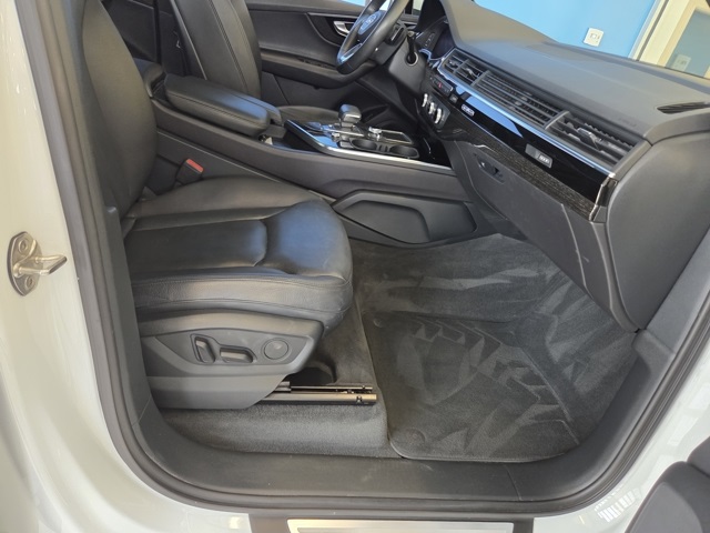 used 2019 Audi Q7 car, priced at $17,877