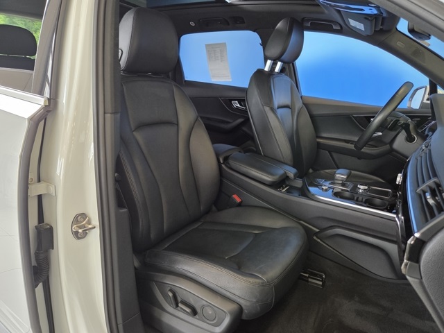 used 2019 Audi Q7 car, priced at $17,877