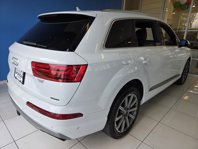 used 2019 Audi Q7 car, priced at $17,877