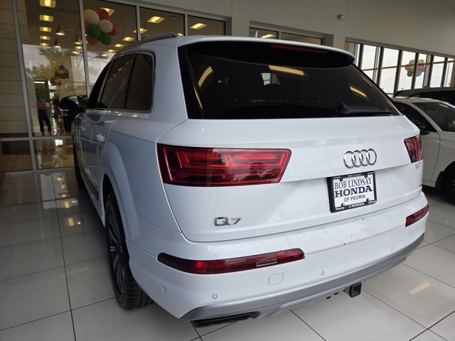 used 2019 Audi Q7 car, priced at $17,877