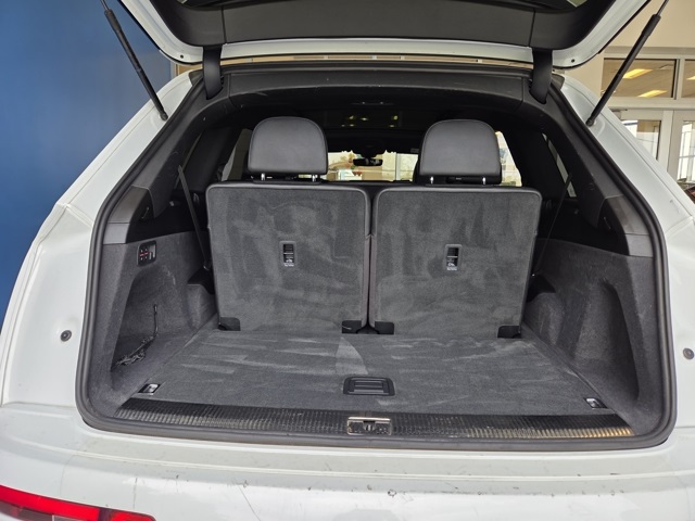 used 2019 Audi Q7 car, priced at $17,877